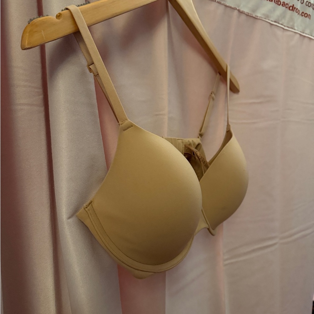 SKIMS Fits everybody bra - Picture 14 of 15